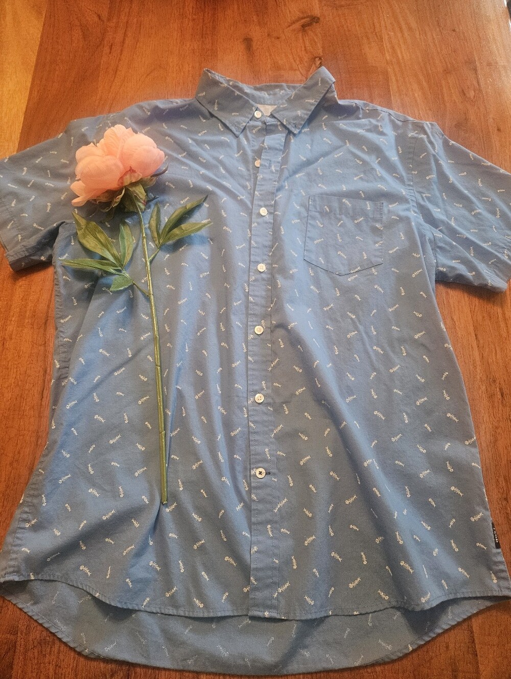 Izod Men's Blue Short-Sleeve Button-Down with White Micro Print.